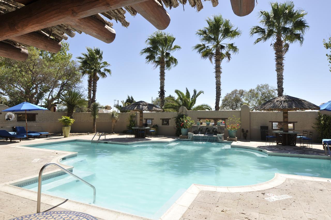 Gage Hotel Marathon Bagian luar foto