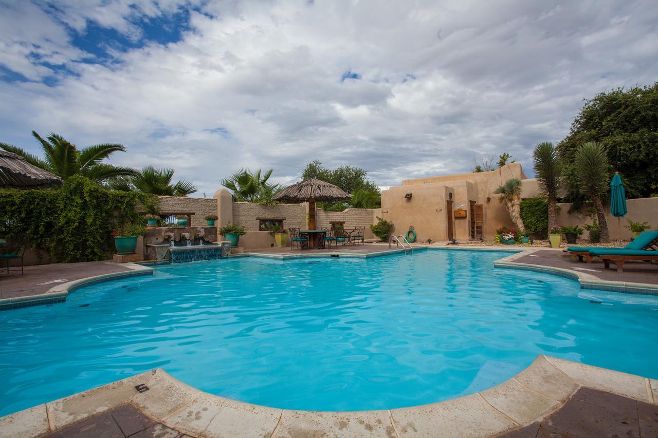 Gage Hotel Marathon Bagian luar foto