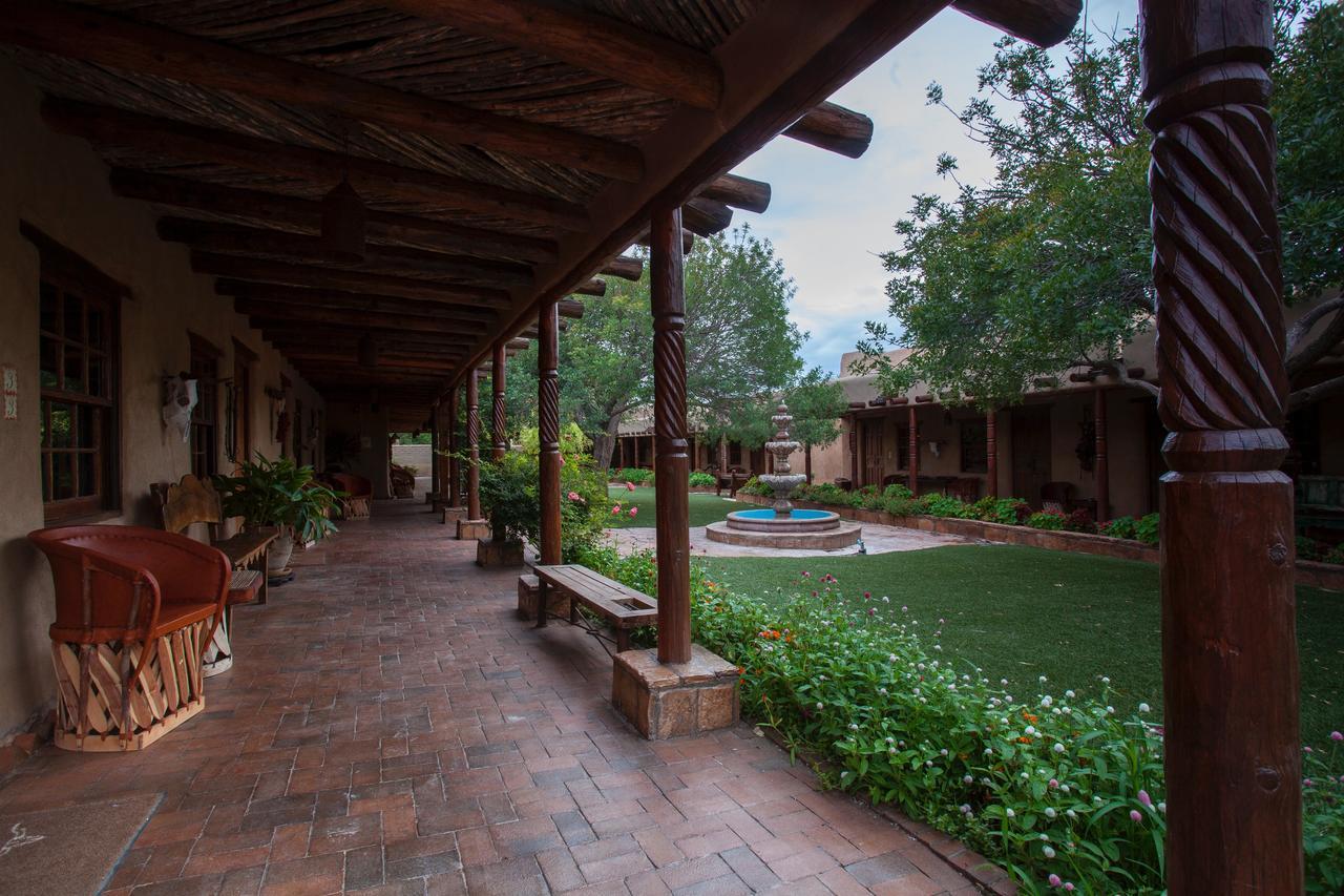 Gage Hotel Marathon Bagian luar foto