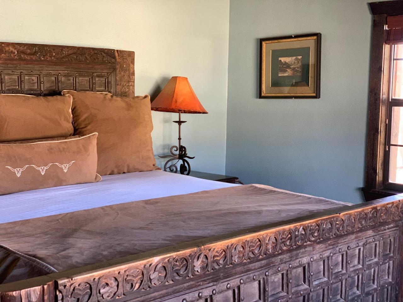 Gage Hotel Marathon Bagian luar foto